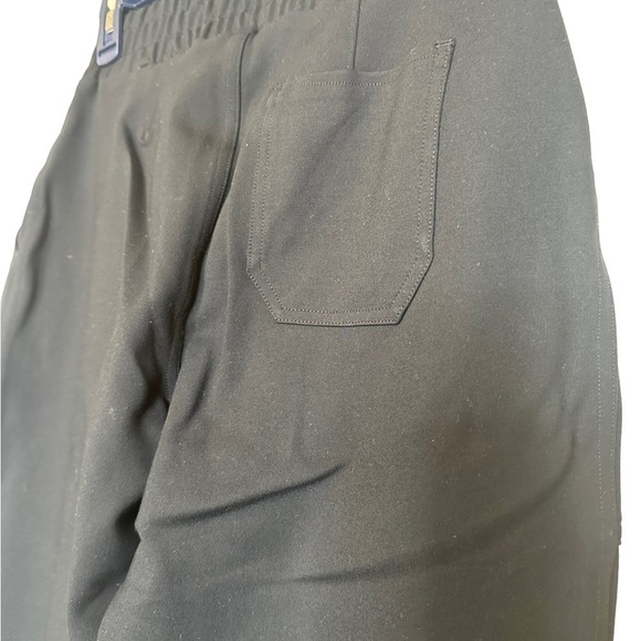 NEW SPANX perfect jogger pant in classic black - Picture 7 of 10